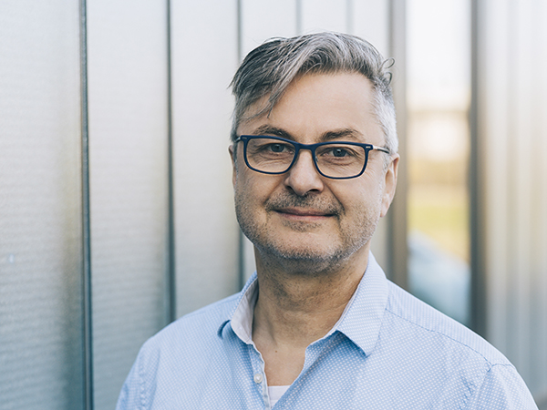 Portraitfoto Matthias Coenen